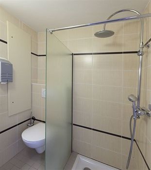 Logis Duquesne 2* Nantes